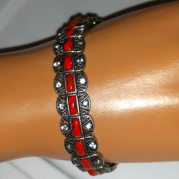 VTG 💖 Fashion Jewelry Coral Color Bracelet - Picture 1 of 7